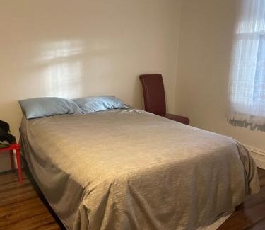 Scarborough Apartment | scarborough QLD private accommodation