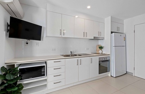 Scarborough Apartment | "Scarborough Studio" - Scarborough Q 4020