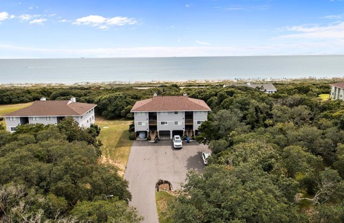 Caswell Beach Condo | Scenic Caswell Beach! 3 Mins to Beach & Pool. Clean + Conveniently Located