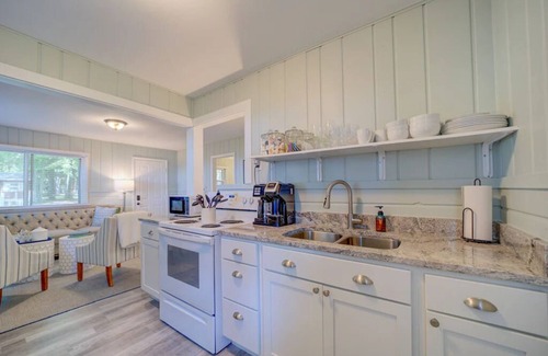 Muskegon Cabin | Scenic Drive Resort - Cabin #5