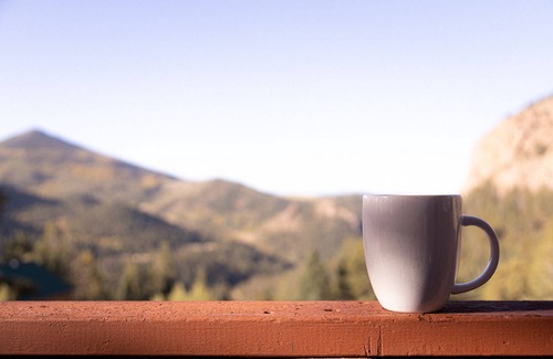 Cripple Creek Cabin | Scenic Mountain Views + Hot Tub | Sleeps 11 + Pets