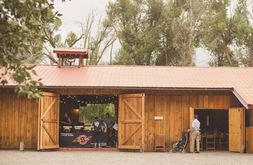 Ririe House | Scenic Private 30 Acre Meadow Retreat for Weddings, Reunions & Large Gatherings