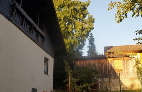 Stubenberg Apartment | Schöne Dreizimmerwohnung mit Balkon und Alpenblick