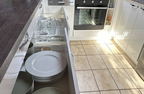 Lochgau Apartment | Schöne, Geräumige Ferienwohnung im Wein- u. Wandergebiet, Freizeitpark I.d. Nähe