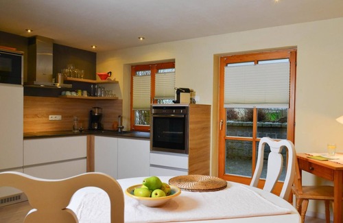 Zwiesel Apartment | Schöne, großzügige Ferienwohnung mit Balkon
