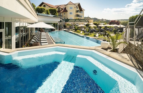 Roehrnbach House | SCHLÖSSL-SUITE - Wellness- & Sporthotel Jagdhof *