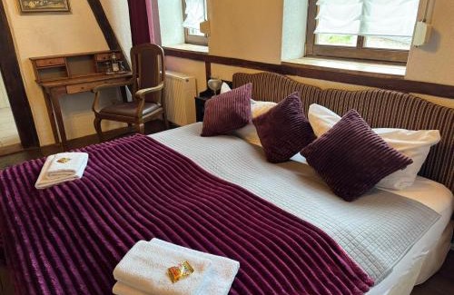 Kastellaun Hotel | Schloss Hotel Kastellaun