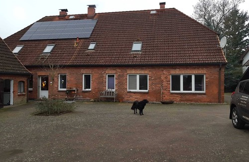 Leussow Apartment | Schnuckelige Kleine Ferienwohnung Direkt an der Lübtheener Heide