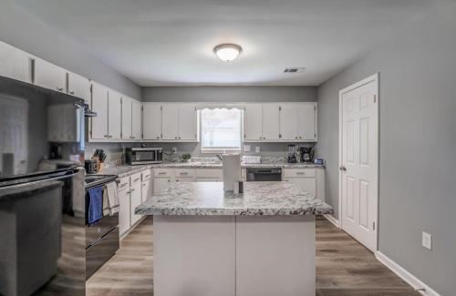 Frayser House | Schoolfield Collective