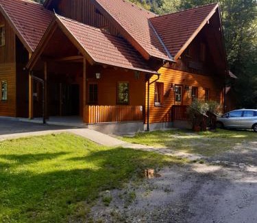 Willendorf am Steinfelde Apartment | Schutzhaus Johannesbachklamm