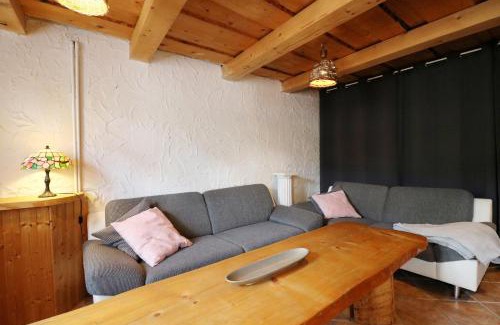 Lenzkirch House | Schwarzwaldhaus Krebs - Villa Kunterbunt, Lenzkirch, Feldberg