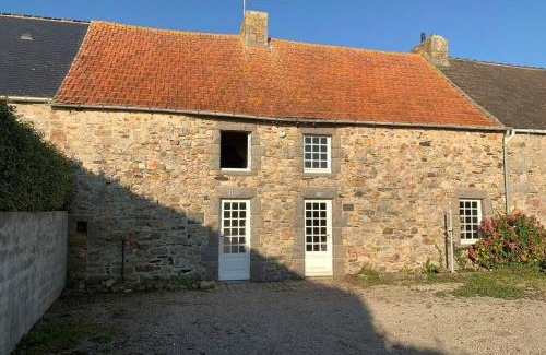 Les Pieux House | SCIOTOT - Bord de mer - La petite maison