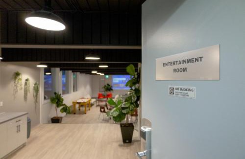 City Centre Hotel | Scott's Inn & Suites