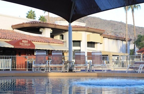 Arcadia Condo | Scottsdale Camelback Resort Spacious 2BR Condo with Terrace