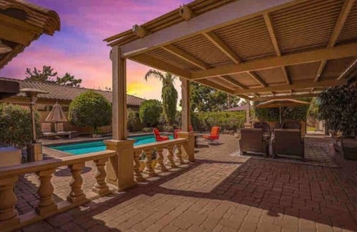 Casa Rica House | Scottsdale estate with heated pool and hot tub