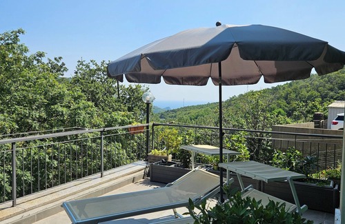 Noli Apartment | Sea and Mountains by Simonetta CITRA 009042-LT-0049 CIN IT009042C2UVB3FNDL