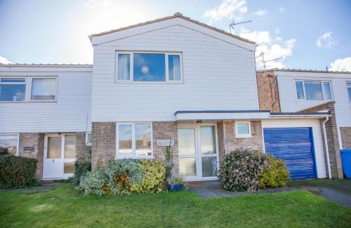 Deepdale House | Sea Aster