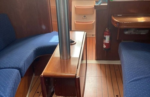 Belem Boat Rental | Sea Bloom - Sleep in Tejo