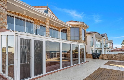 Barrack Point Apartment | Sea Breeze @ Barrack Point