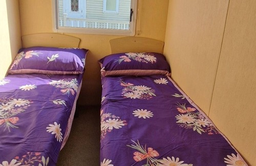 Mablethorpe Cabin | Sea Breeze Lodge in Mablethorpe
