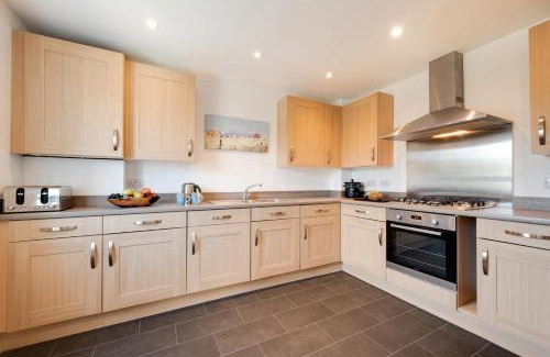 Porthleven House | Sea Breezes
