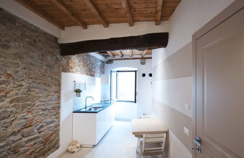 Riomaggiore Apartment | "Sea Drops" (CITR: 011024-CAV-0119)