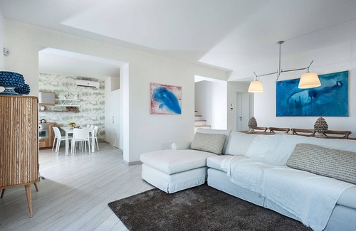 Marina di Modica Villa | Sea front villa with pool and wellness area in Marina di Modica, Sicily