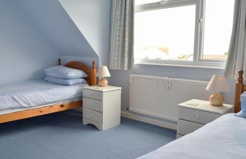 West Runton House | Sea Glimpse