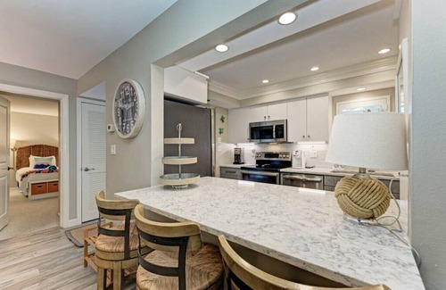 Whitney Beach Condo | Sea Grape Inn #6- Beachfront Property