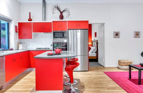 Brighton House | Sea Js Brighton Local Charm and Beachside Flair