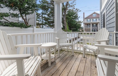Ocean City Apartment | Sea La Vie Ocean City, steps away from the Beach & Boardwalk