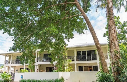 Port Douglas Villa | Sea La Vie - Port Douglas Villa