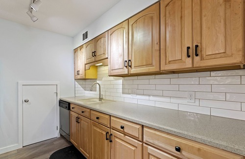 Harbour Town Condo | Sea Pines -Spacious & Renovated, Heart of Harbour Town, Pet Friendly