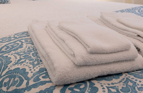 Pedrogao Apartment | SEAFRONT APARTMENT WITH POOL