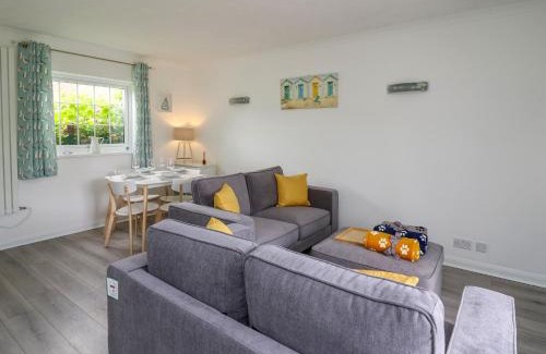 Aberporth House | Sea Rose