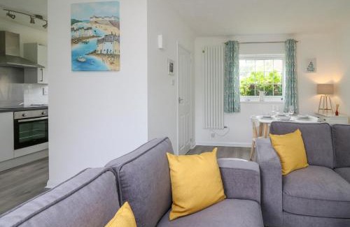 Aberporth House | Sea Rose