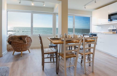 Wittering Apartment | Sea Spray - Beach front apartment