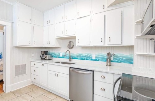Tybee Island Condo | Sea View 2 | Pet Friendly, Large Unit, Near Beach!