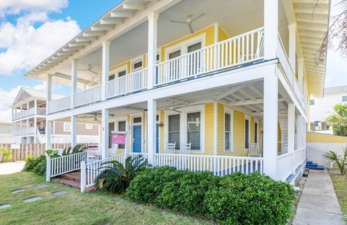 Tybee Island Condo | Sea View 2 | Pet Friendly, Large Unit, Near Beach!