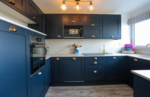 Wittering House | Sea View 3 bedroom seaside property