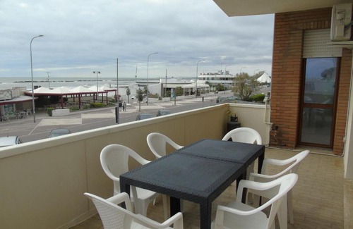 Lido delle Nazioni Apartment | Sea view apartment Antares