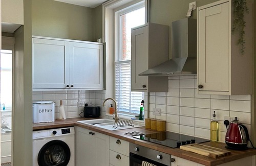 Felixstowe Apartment | Sea View Apartment 50m From the Beach in the Lovely Seaside Town of Felixstowe