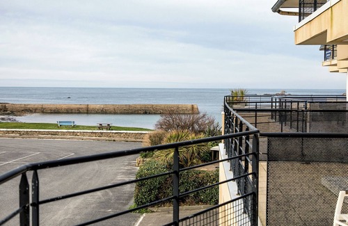 Cleder Apartment | Sea view apartment Kerfissien