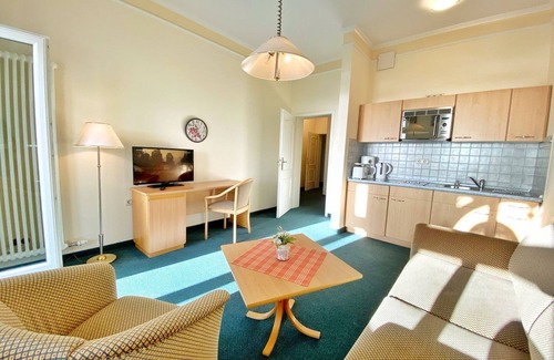 Sassnitz Apartment | Sea view apartment no. 21 in the Villa Anna in Sassnitz on Rügen - Sassnitz -