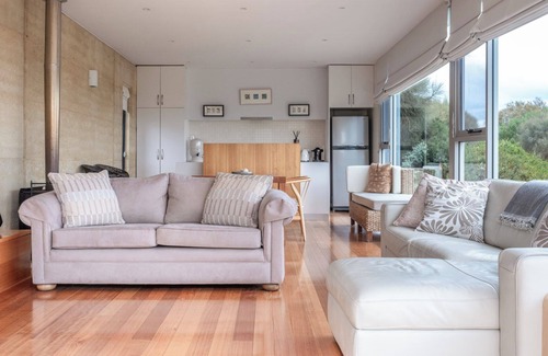 East Coast Tasmania House | Sea View - Freycinet Holiday Houses