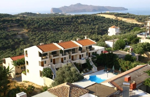 Stalos Apartment | Sea view room in Orestis hotel