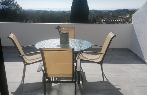 El Mas Bosca Apartment | Sea view, terrace 20 m2, WIFI, parking, barbecue and garden of 1000 m2.