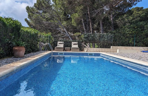 Begur Villa | Sea views, 2 Mins Walk to the Sea, Heated Pool, Air Con, Fibre WiFi, 85+ reviews