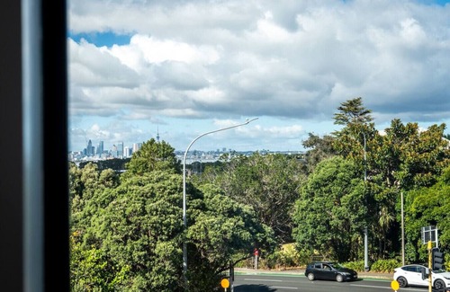 Takapuna House | Seabliss Retreat - Killarney Lakehouse