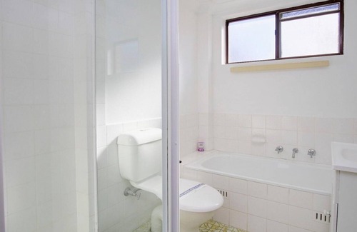 Tuncurry Apartment | Seabreeze 6 - Opposite Tuncurry Bowling Club!